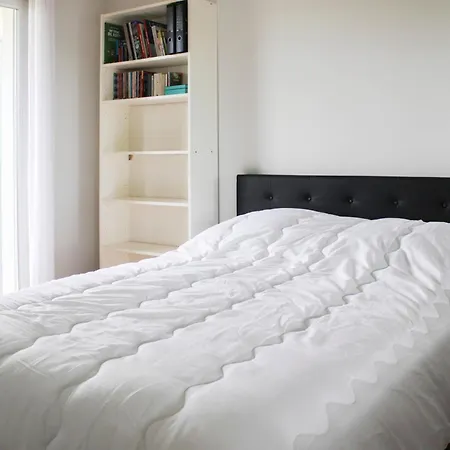 Spacious With Panoramic View Apartament *