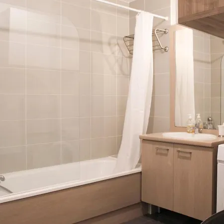 Spacious With Panoramic View Apartament