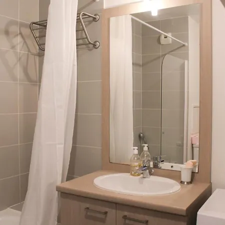Spacious With Panoramic View Apartament Arcueil