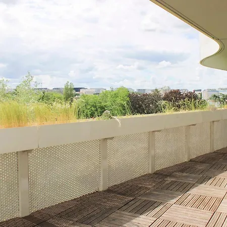 Spacious With Panoramic View Apartment *